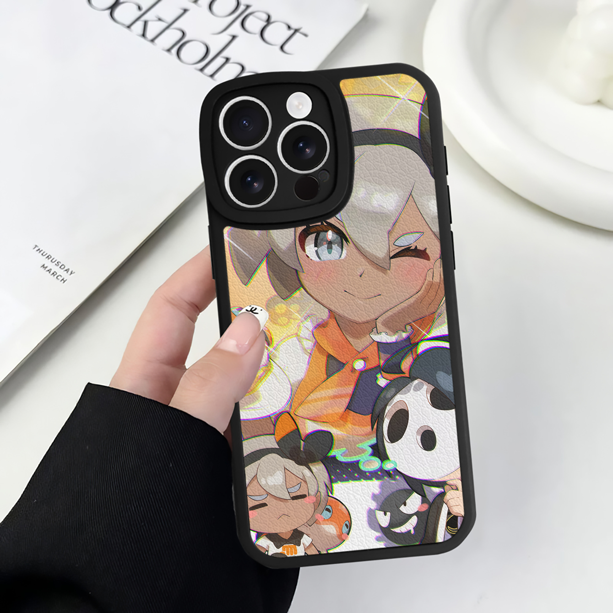 （画像用） ポケットモンスター Pokémon 【iPhone 16シリーズ対応】シリコンスマホケース（レザー調） 材質：シリコン